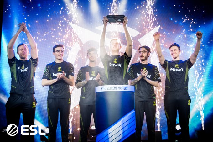 铁人两项——女子个人决赛赛况(3)