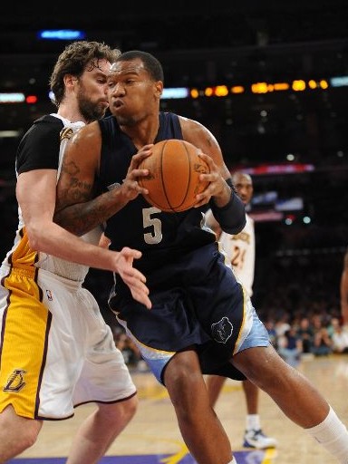 中超新赛季转会窗口开启，多队引援动作频繁